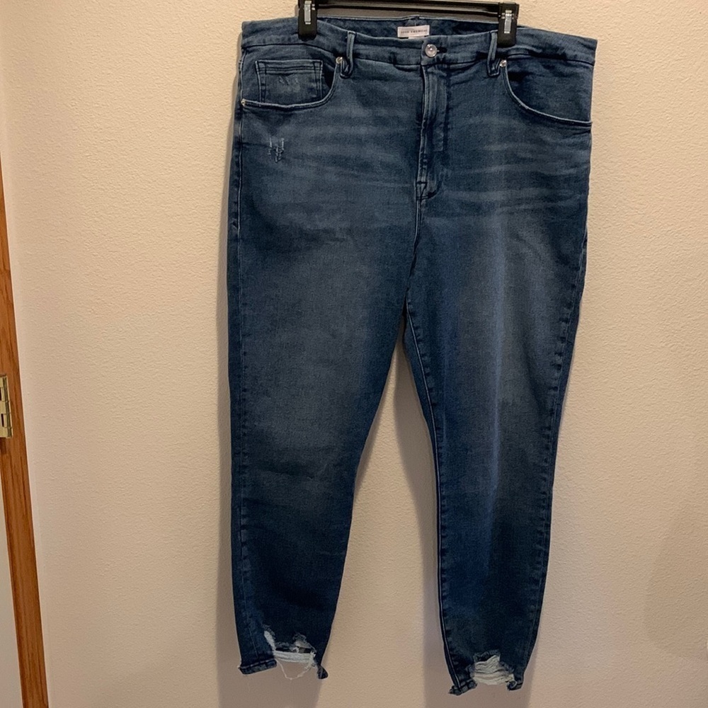 Good American Woman’s Jeans. Factory Frayed Hems. EUC.
